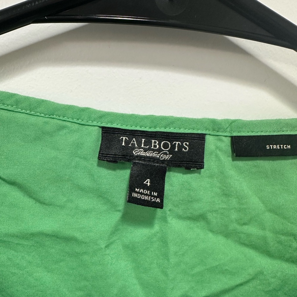 Talbots Vibrant Green Ruffle Blouse - Picture 5 of 9